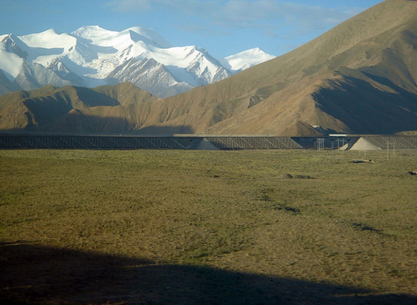 Cómo los chinos construyeron el ferrocarril al Tíbet