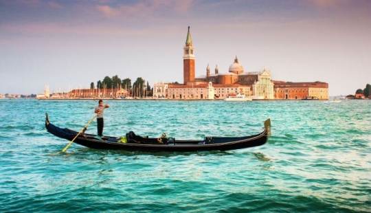 Cómo se crean las góndolas venecianas y cómo convertirse en gondolero