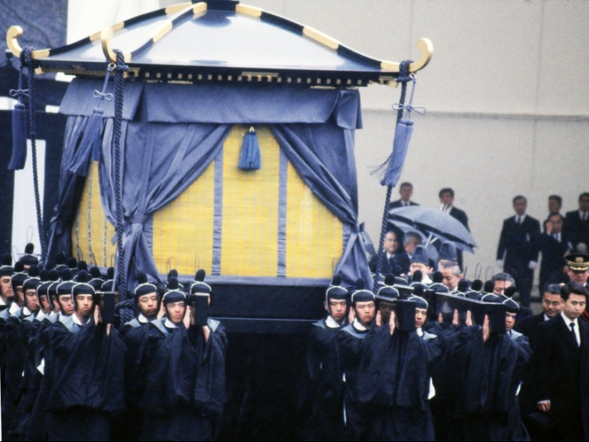 Cómo se llevaron a cabo los funerales de personajes famosos más caros y magníficos de la historia