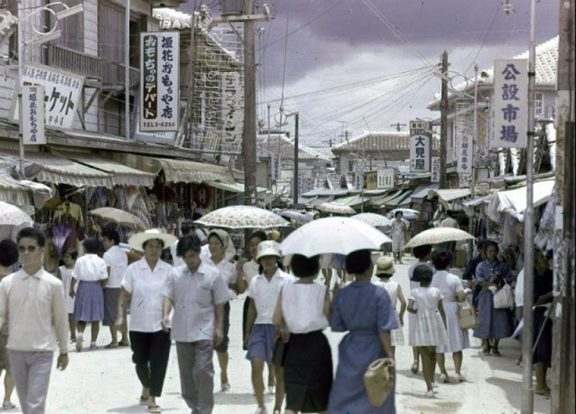 Color photographs of Japan in the beginning of 1950