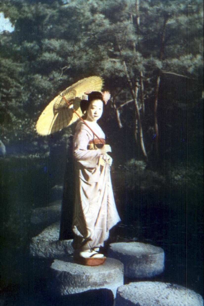 Color photographs of Japan in the beginning of 1950