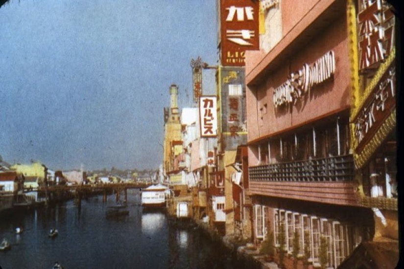 Color photographs of Japan in the beginning of 1950