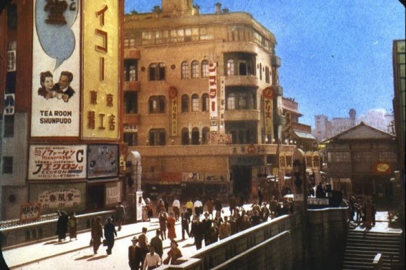 Color photographs of Japan in the beginning of 1950