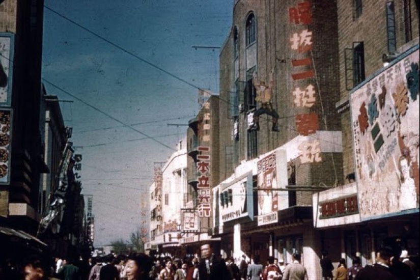 Color photographs of Japan in the beginning of 1950