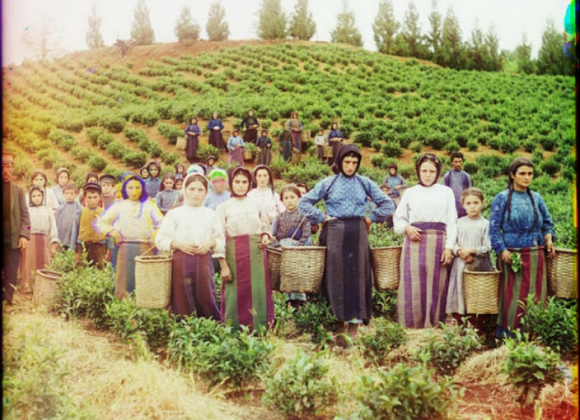 Color photographs of women of the Russian Empire at the beginning of the XX century