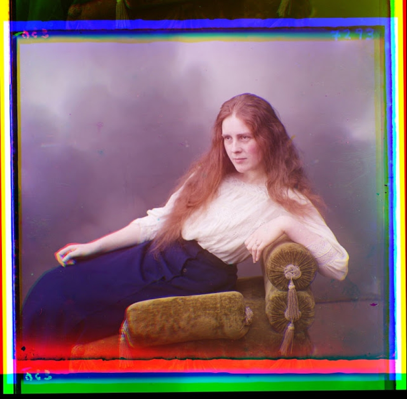 Color photographs of women of the Russian Empire at the beginning of the XX century