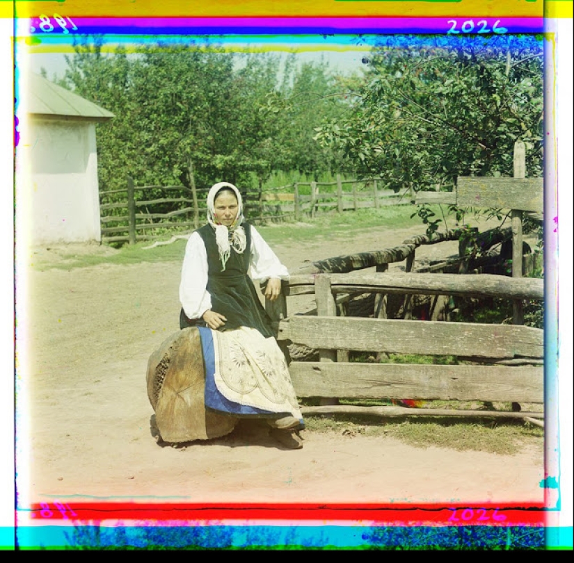 Color photographs of women of the Russian Empire at the beginning of the XX century