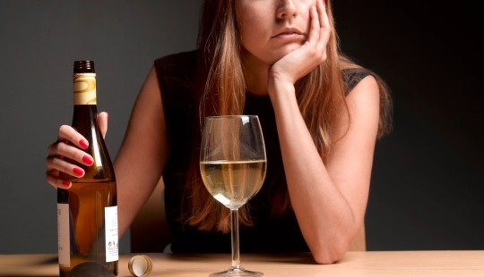 Consolation at the bottom of the glass: how much alcohol can be consumed without harm to health