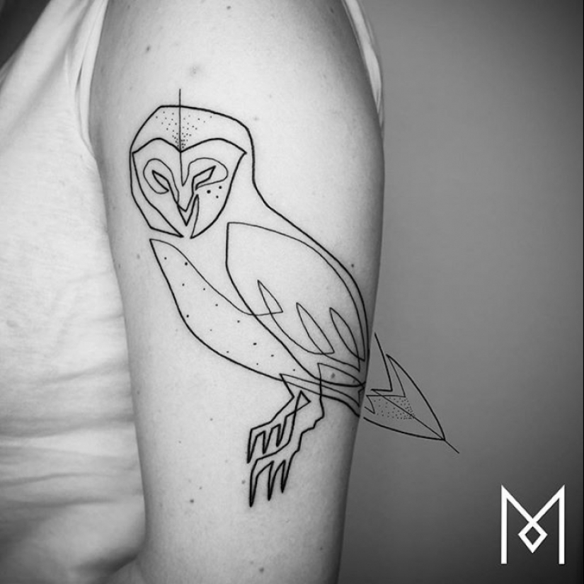 Cool tatuajes minimalistas dibujados en una línea