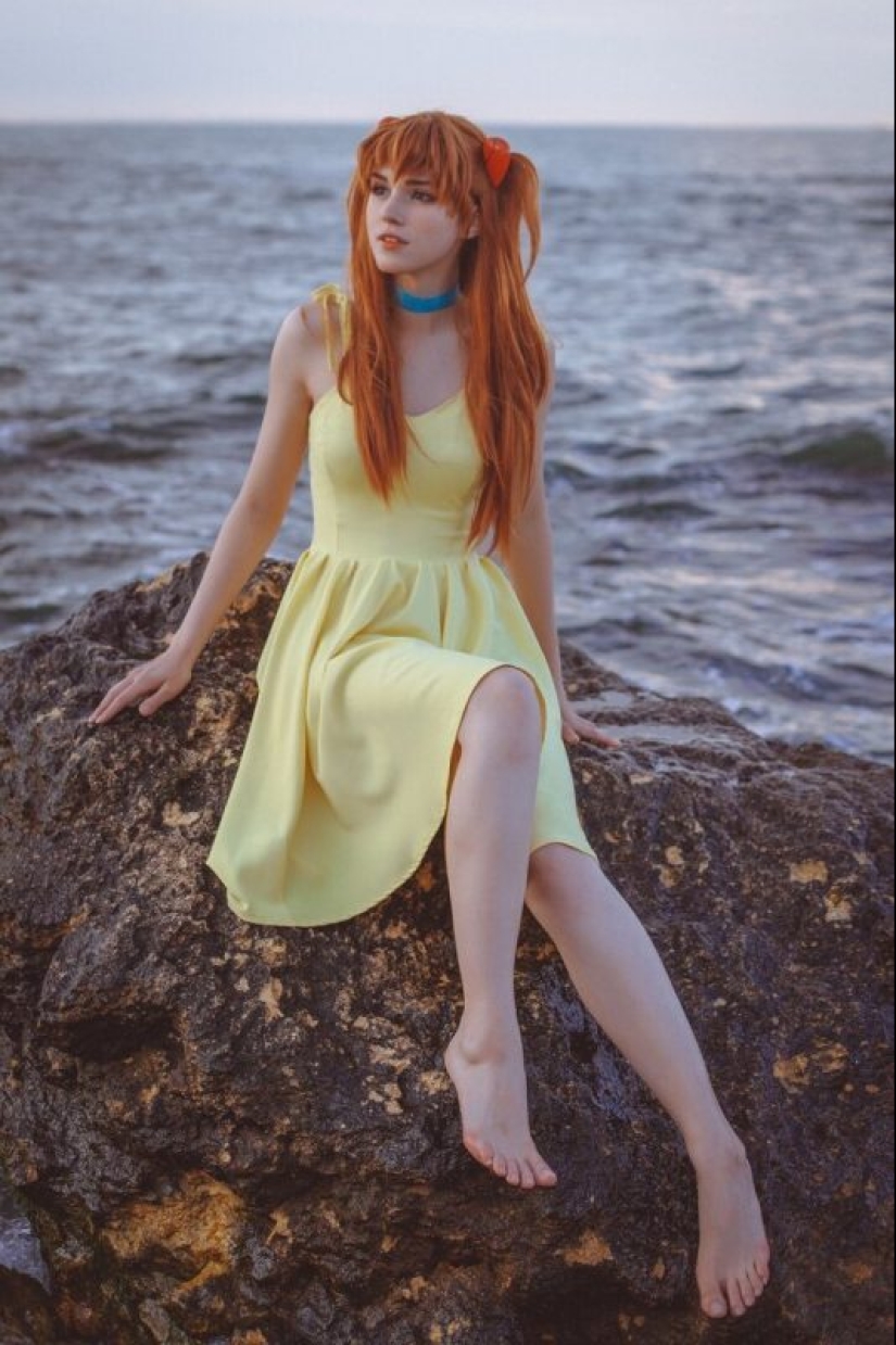 Cosplayer Sasha Holland and her 20 best looks