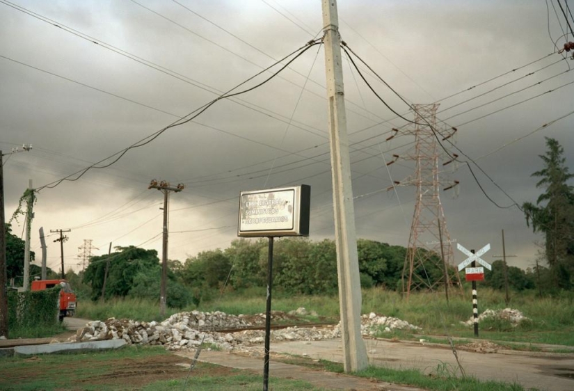 Cuba in the 1990s in pictures by Tria Jovan