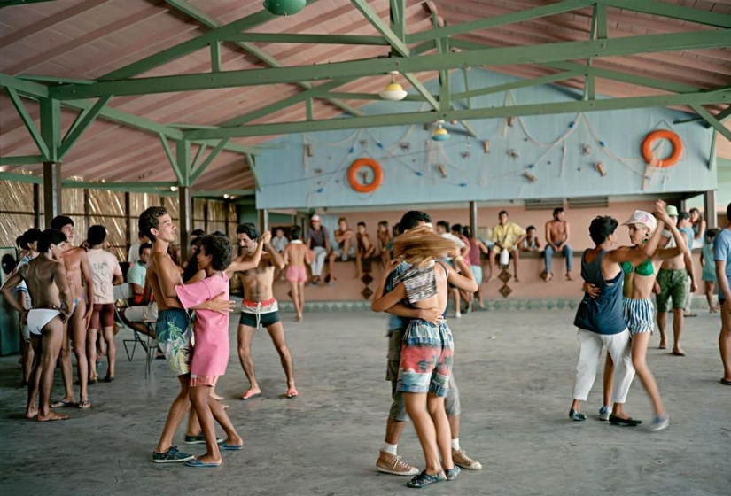 Cuba in the 1990s in pictures by Tria Jovan