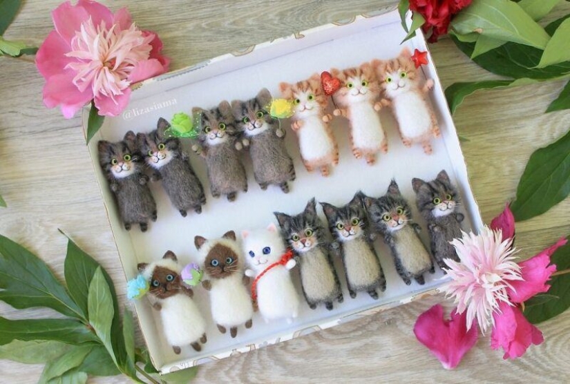 Cute kittens made of felt from the needlewoman Elizabeth Delektorskaya