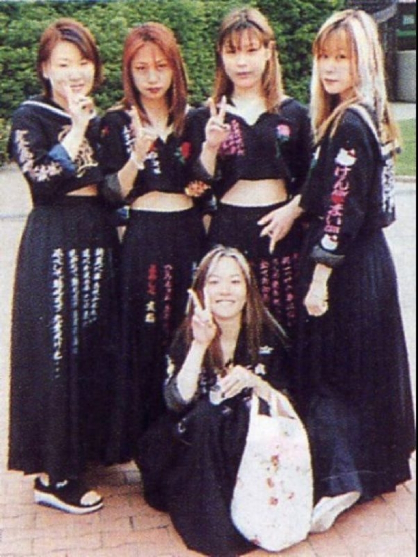 Daring and dangerous: 20 vintage photo Japanese girls SUKEBAN