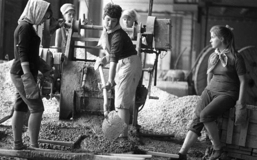 De tipos a trabajadores duros: fotos de la juventud soviética de los años 60