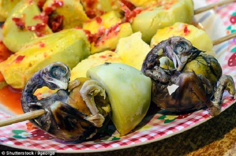 Delicias exóticas que son difíciles de comer sin cerrar los ojos