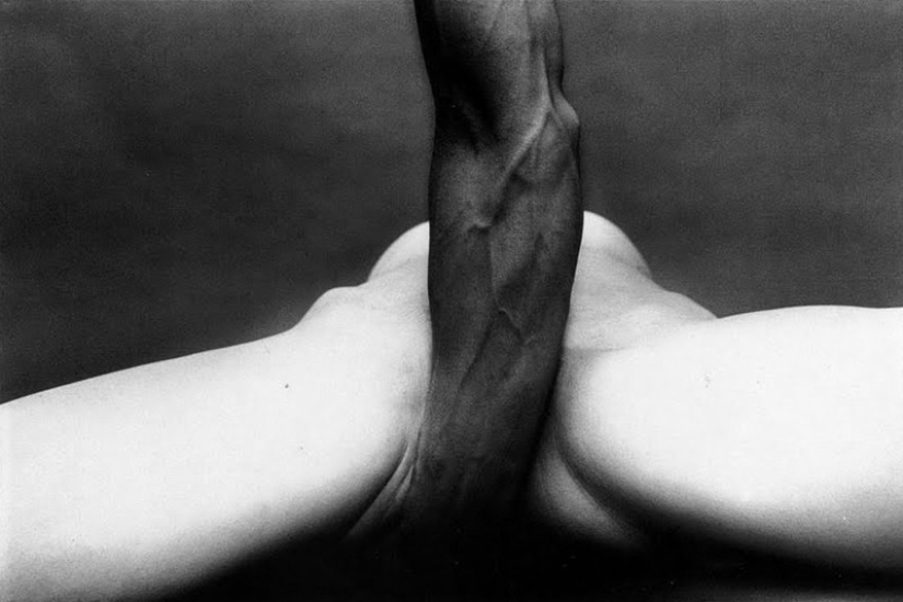 Desnudo surrealista de un fotógrafo japonés