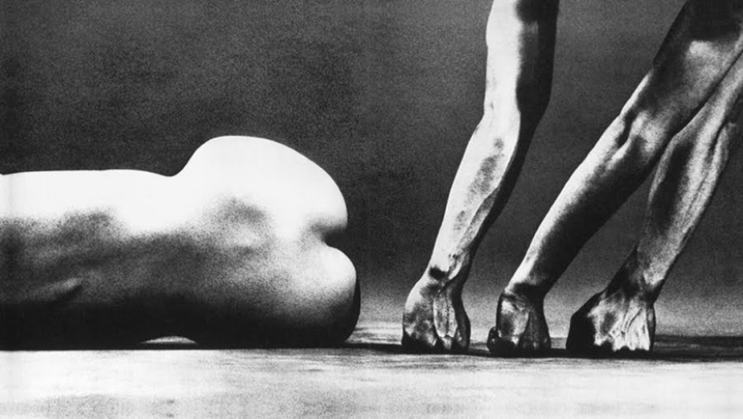 Desnudo surrealista de un fotógrafo japonés