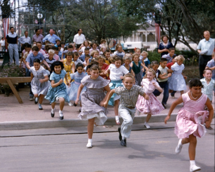 Disneyland en su día de apertura en 1955