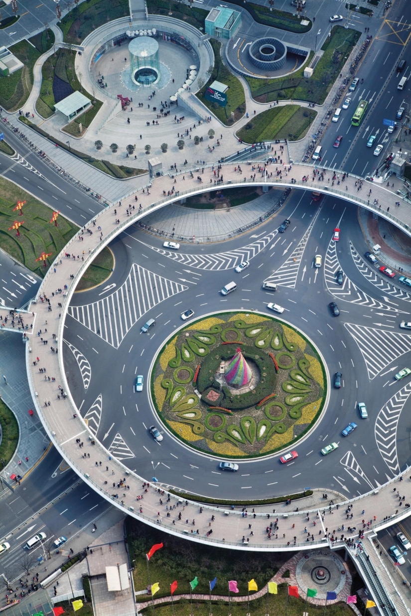 Dizzying: 25 amazing aerial photos of the most beautiful cities in the world from Ryan Koopmans