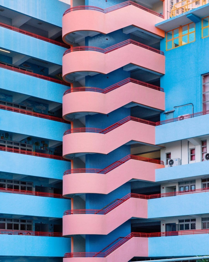 Dizzying Hong Kong in Victor Cheng's photographs