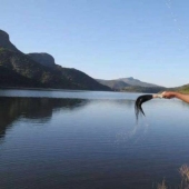 El anómalo lago Fundudzi es la perla de Sudáfrica, cuyo agua no se puede quitar