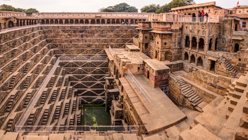 El Chand Baori step well es una estructura digna de ser llamada una maravilla del mundo