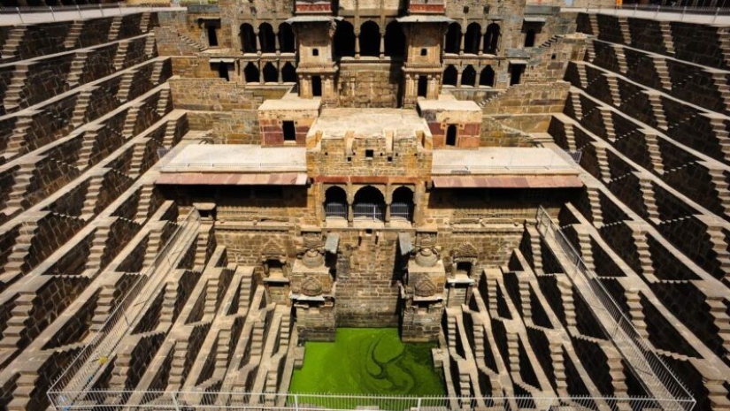 El Chand Baori step well es una estructura digna de ser llamada una maravilla del mundo