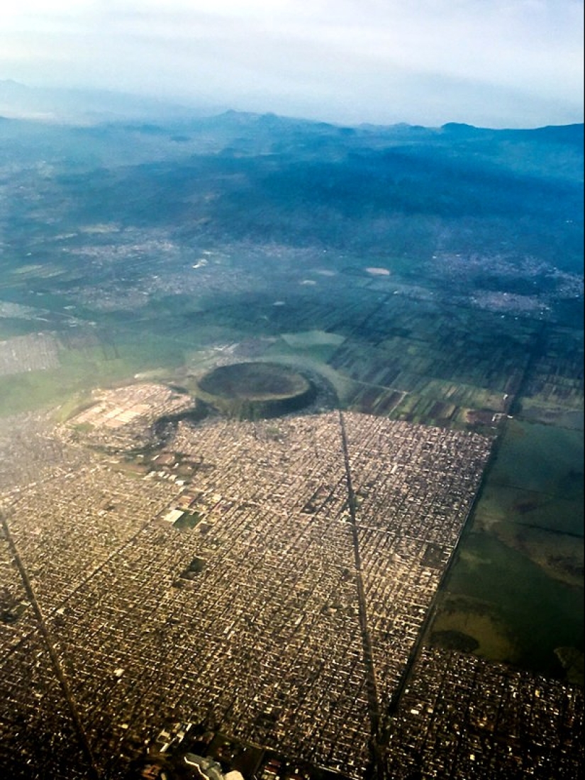 El Cráter Xico es una grandiosa maravilla natural en las afueras de la Ciudad de México