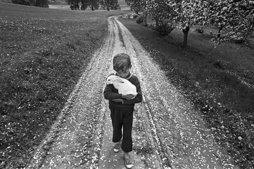 El fotógrafo Romualdas Rakauskas y sus crónicas de felicidad y bondad