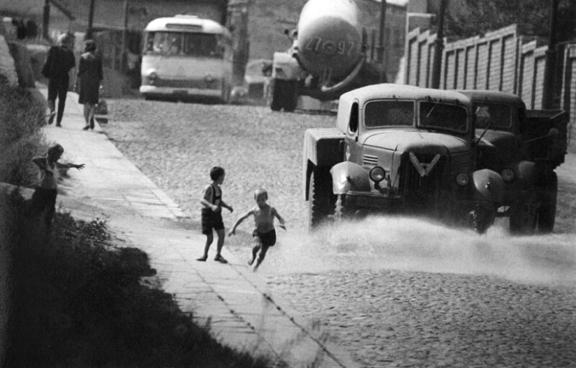 El fotógrafo Romualdas Rakauskas y sus crónicas de felicidad y bondad