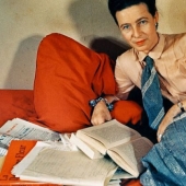 El harén masculino de Simone de Beauvoir: tres hombres en la vida de la fundadora del feminismo