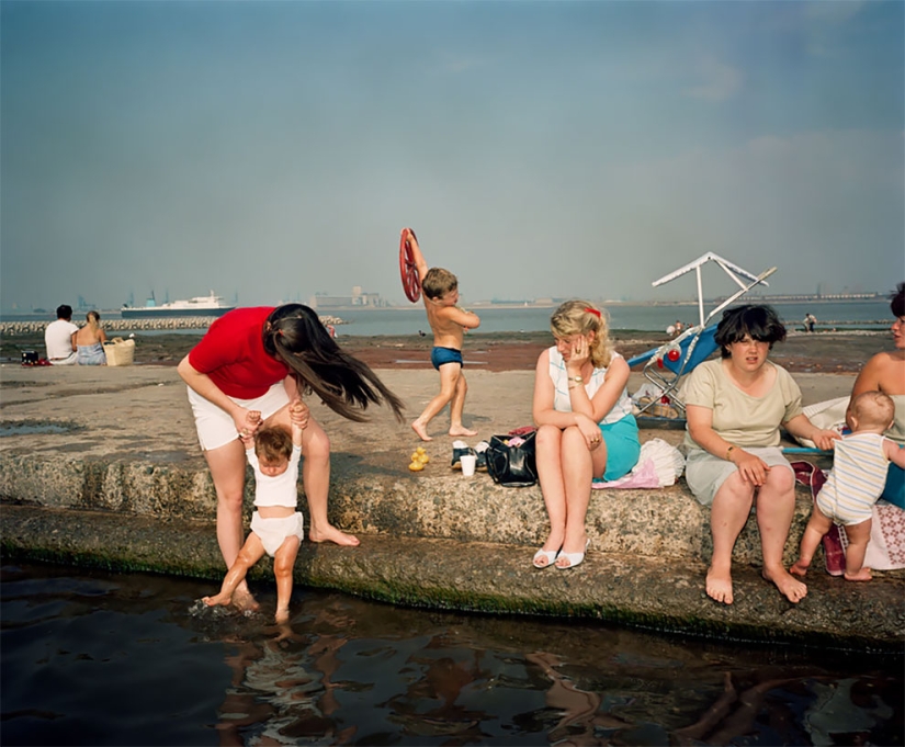 El último recurso: El Gris de la Clase Obrera Británica por Martin Parr