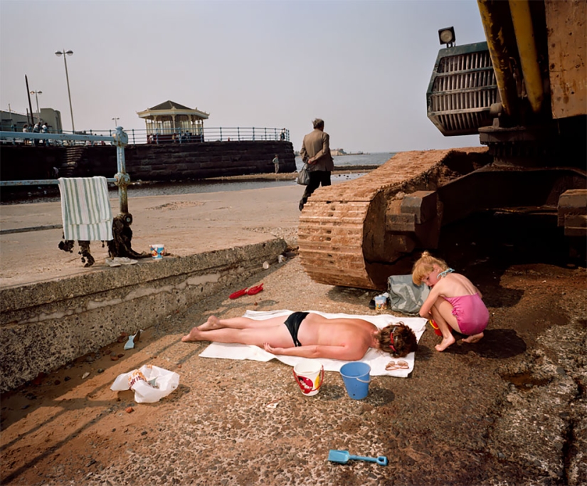 El último recurso: El Gris de la Clase Obrera Británica por Martin Parr