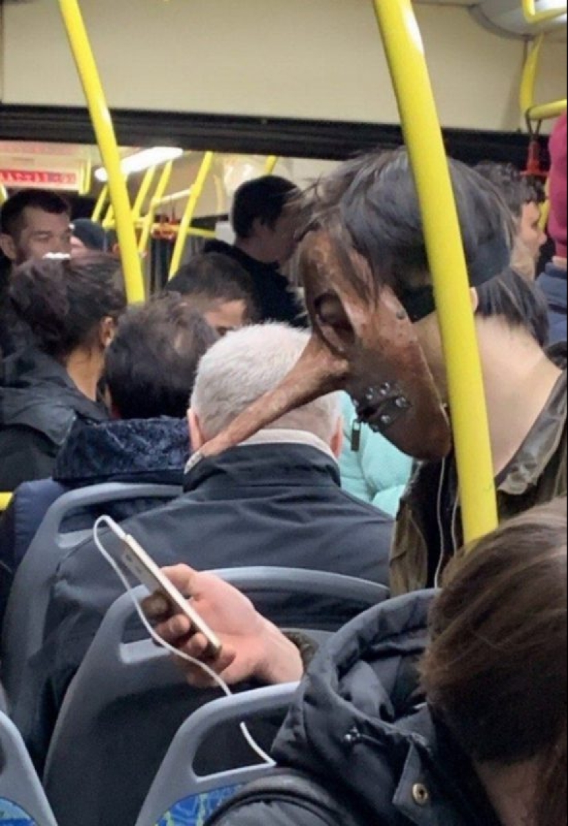 El Metro no es un lugar para la gente normal, y aquí están 20 de las pruebas