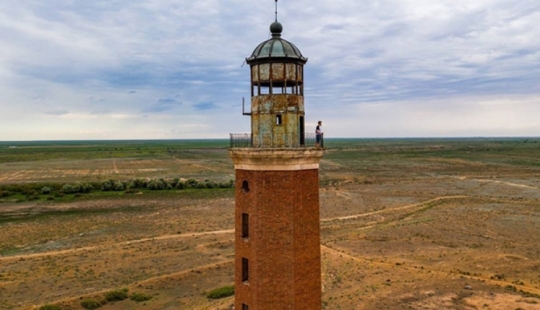 El milagro en el desierto: tanto en 30 km del mar cerca de Astracán apareció faro