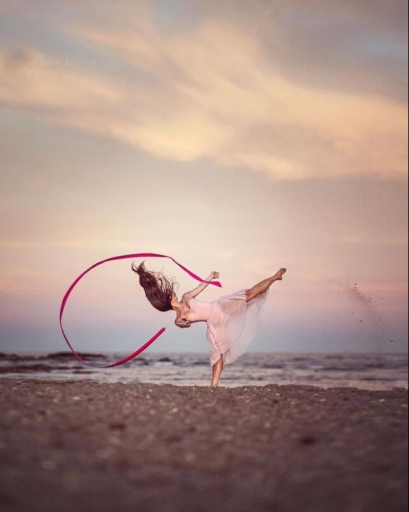 El mundo entero es un escenario: fotos dinámicas de bailarines en las calles y playas por Anna Ullman