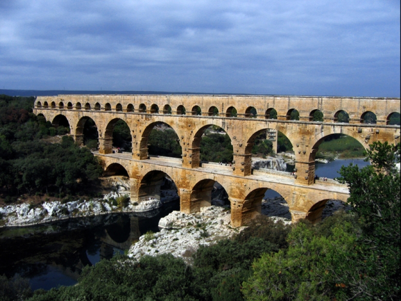 El único acueducto romano antiguo que todavía se utiliza para el fin previsto