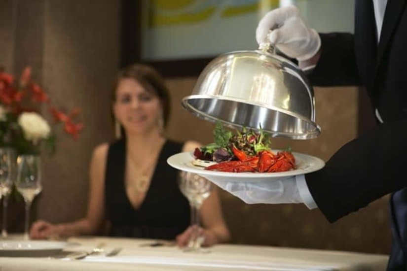 El secreto del buffet, o por qué sólo nuestro pueblo conoce este formato de servir la comida