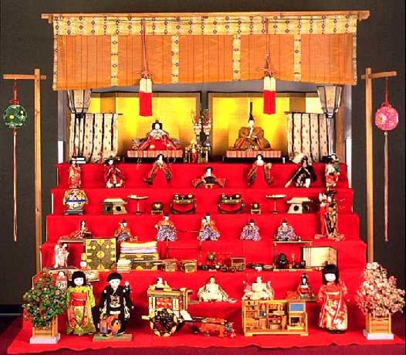 En Japón celebrar las niñas Hina Matsuri