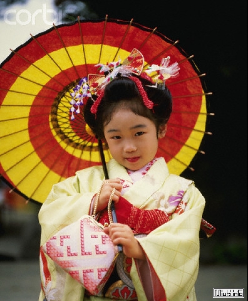 En Japón celebrar las niñas Hina Matsuri