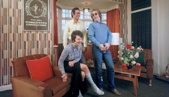 ¿En quién naciste? Elton John y sus padres