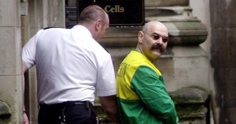 Entertainer Charles Bronson is Britain's most aggressive prisoner