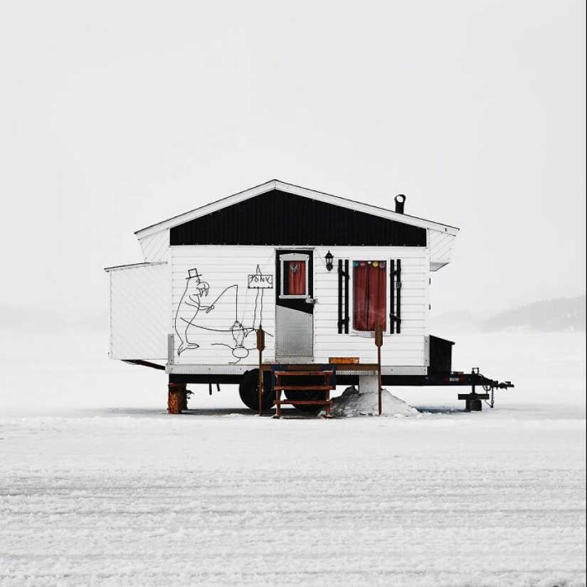 Este fotógrafo capturó un centro de pesca en hielo en Canadá, y aquí están sus 10 mejores trabajos