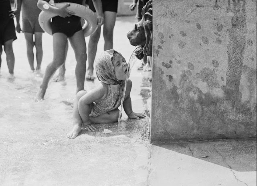 Este Londres loco y vibrante en fotografías en blanco y negro de la década de 1930