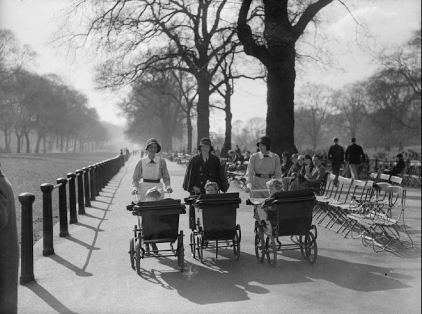 Este Londres loco y vibrante en fotografías en blanco y negro de la década de 1930