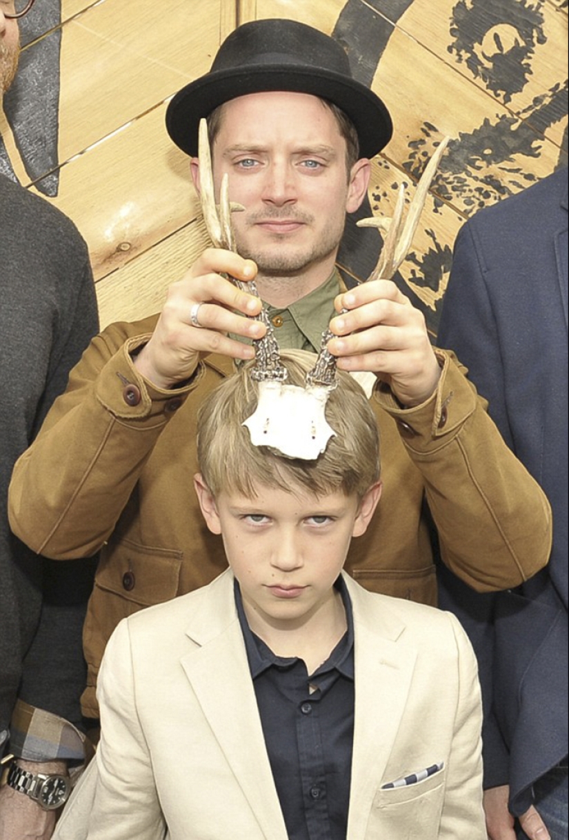 Este Tipo No Te Enviará a Mordor: Elijah Wood es un maestro de selfies conmovedores con Fans