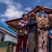 Eternal memory: residents of the Indonesian tribe have kept the bodies of deceased relatives in their homes for decades