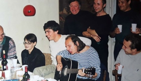 "Exijo la continuación del banquete": fotos raras de celebridades soviéticas durante las fiestas