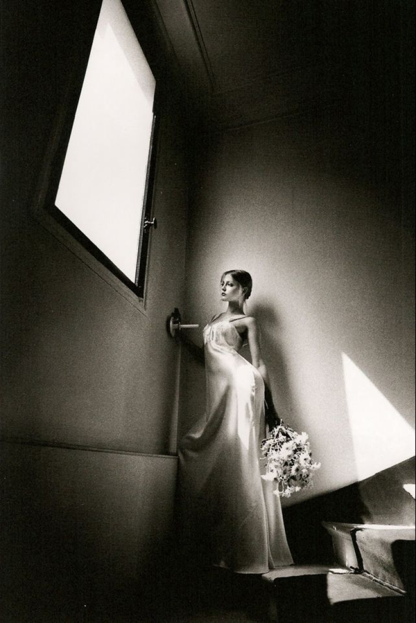 Expression of femininity in the works of the legendary Jeanlou Sieff